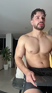 Snapshot of Valenthino_Salvatore chatting on February 27, 2026, 4:12 am Valenthino Salvatore online show from February 27, 2026, 4:12 am