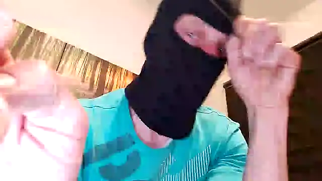 Snapshot of hamstiboy55 chatting on February 27, 2026, 8:09 pm hamstiboy55 online show from February 27, 2026, 8:09 pm