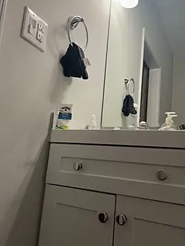 Snapshot of aquatoflora chatting on November 24, 2025, 12:32 am aquatoflora online show from November 24, 2025, 12:32 am