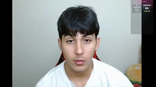 Snapshot of Neithanzynnx chatting on December 5, 2025, 8:16 pm Neithanzynnx online show from December 5, 2025, 8:16 pm