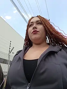 Snapshot of Shofy22 chatting on December 16, 2025, 5:29 pm Shofy22 online show from December 16, 2025, 5:29 pm