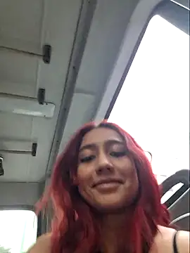 Snapshot of Eveeelyn25 chatting on November 27, 2025, 8:00 pm Eveeelyn25 online show from November 27, 2025, 8:00 pm