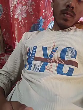 Snapshot of luckyutube chatting on January 13, 2026, 7:35 am luckyutube online show from January 13, 2026, 7:35 am