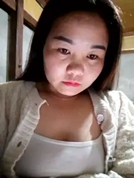 Snapshot of One-two22 chatting on November 27, 2025, 10:12 pm One-two22 online show from November 27, 2025, 10:12 pm