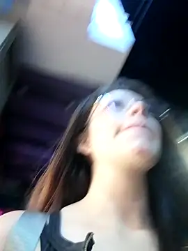 Renata Honey online show from December 14, 2025, 1:44 am