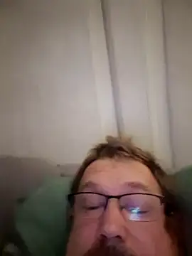 Snapshot of mr_girthyandsweetcheeks chatting on February 11, 2026, 4:50 am mr girthyandsweetcheeks online show from February 11, 2026, 4:50 am