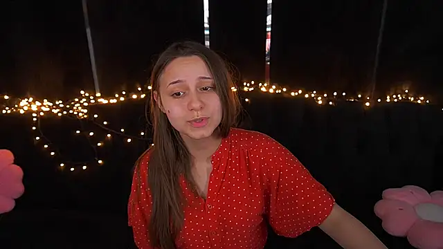 TinyNatalie online show from May 13, 2026, 9:00 pm