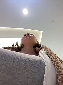 Snapshot of KateBurlesk chatting on December 21, 2025, 9:38 am KateBurlesk online show from December 21, 2025, 9:38 am