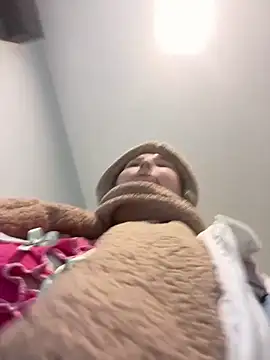 Snapshot of KateBurlesk chatting on December 23, 2025, 8:12 am KateBurlesk online show from December 23, 2025, 8:12 am