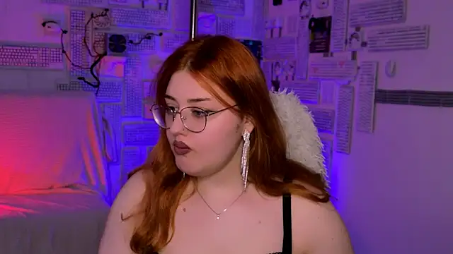 Snapshot of StaceyJensen chatting on April 7, 2026, 12:16 pm StaceyJensen online show from April 7, 2026, 12:16 pm