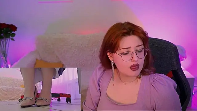 Snapshot of StaceyJensen chatting on April 26, 2026, 12:25 pm StaceyJensen online show from April 26, 2026, 12:25 pm