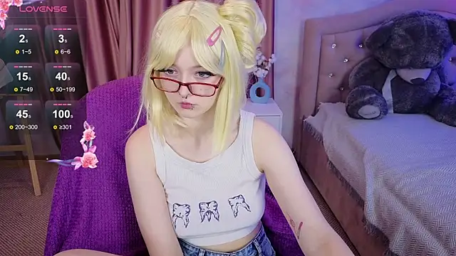 Snapshot of milanastars chatting on February 2, 2026, 6:01 am milanastars online show from February 2, 2026, 6:01 am