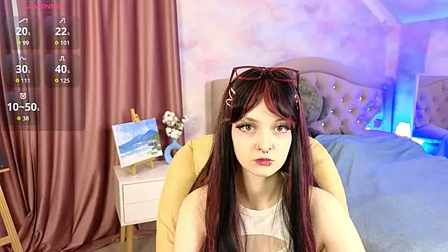 Snapshot of milanastars chatting on February 9, 2026, 5:55 am milanastars online show from February 9, 2026, 5:55 am