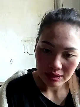 lynae-0 online show from November 23, 2025, 4:45 am