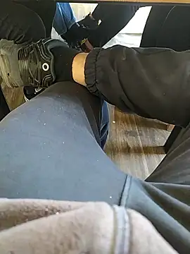 BarrenProtege online show from December 15, 2025, 9:57 am