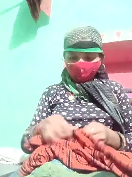 Snapshot of Mohnisinghji chatting on December 18, 2025, 2:34 pm Mohnisinghji online show from December 18, 2025, 2:34 pm