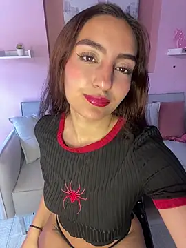 Snapshot of ZoeJohnson_Pink chatting on January 10, 2026, 4:31 pm ZoeJohnson Pink online show from January 10, 2026, 4:31 pm