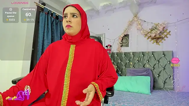 Snapshot of Dalia-Saadi chatting on December 14, 2025, 1:05 pm Dalia-Saadi online show from December 14, 2025, 1:05 pm