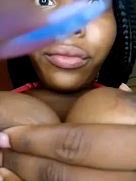 Snapshot of KiaracCastilo chatting on December 5, 2025, 8:23 am KiaracCastilo online show from December 5, 2025, 8:23 am