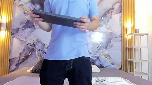 Snapshot of Dantee_Dark chatting on December 3, 2025, 7:34 pm Dantee Dark online show from December 3, 2025, 7:34 pm