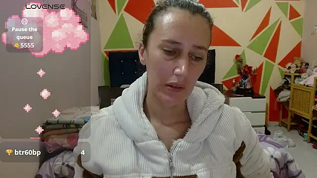 Snapshot of CASSANDRA_BROWN chatting on December 15, 2025, 6:01 pm CASSANDRA BROWN online show from December 15, 2025, 6:01 pm