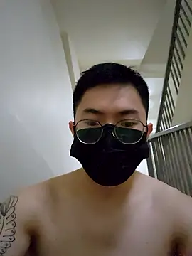 Snapshot of Valerious180 chatting on January 17, 2026, 5:38 pm Valerious180 online show from January 17, 2026, 5:38 pm