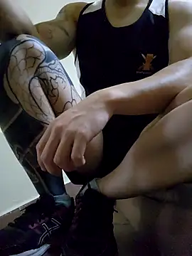 Snapshot of Valerious180 chatting on February 20, 2026, 5:13 pm Valerious180 online show from February 20, 2026, 5:13 pm