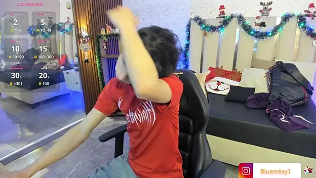 Snapshot of kaelwolf_tay chatting on December 16, 2025, 7:30 pm kaelwolf tay online show from December 16, 2025, 7:30 pm