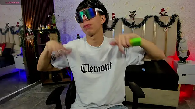 Snapshot of kaelwolf_tay chatting on January 5, 2026, 7:28 pm kaelwolf tay online show from January 5, 2026, 7:28 pm