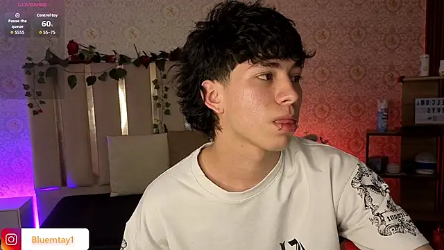 Snapshot of kaelwolf_tay chatting on February 20, 2026, 7:25 pm kaelwolf tay online show from February 20, 2026, 7:25 pm