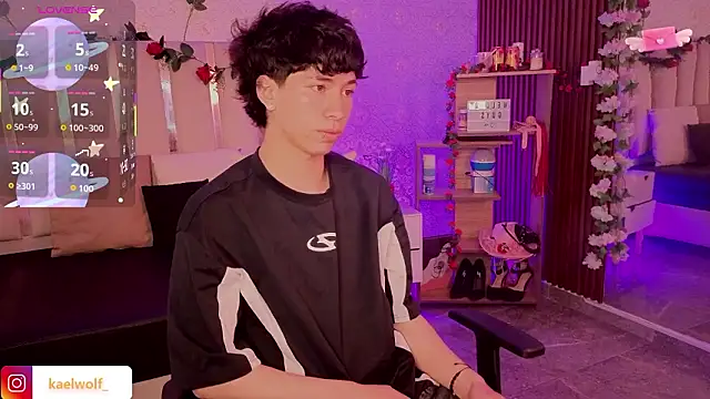 Snapshot of kaelwolf_tay chatting on March 3, 2026, 7:20 pm kaelwolf tay online show from March 3, 2026, 7:20 pm