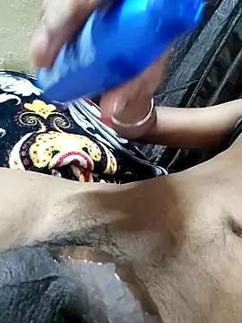 Snapshot of Handsome_09 chatting on November 28, 2025, 7:00 am Handsome 09 online show from November 28, 2025, 7:00 am