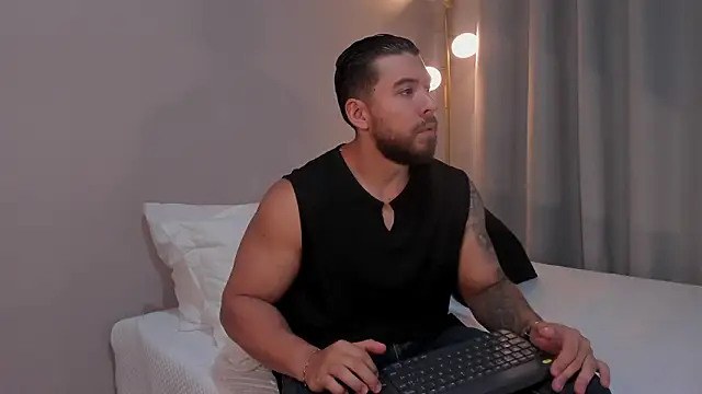 Snapshot of owen_seth1 chatting on March 7, 2026, 10:18 pm owen seth1 online show from March 7, 2026, 10:18 pm