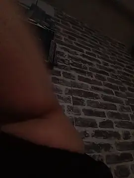 Snapshot of SquirtPassion1995 chatting on March 16, 2026, 12:27 am SquirtPassion1995 online show from March 16, 2026, 12:27 am