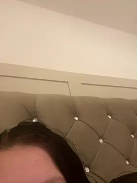 Snapshot of sluttybabex chatting on December 1, 2025, 10:37 pm sluttybabex online show from December 1, 2025, 10:37 pm