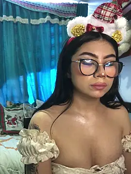 Snapshot of Miharu_ chatting on December 17, 2025, 8:37 pm Miharu online show from December 17, 2025, 8:37 pm