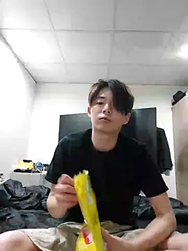 Snapshot of twtung_tung chatting on November 27, 2025, 5:15 pm twtung tung online show from November 27, 2025, 5:15 pm