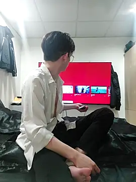 Snapshot of twtung_tung chatting on November 30, 2025, 4:33 pm twtung tung online show from November 30, 2025, 4:33 pm