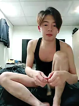 Snapshot of twtung_tung chatting on December 4, 2025, 7:33 pm twtung tung online show from December 4, 2025, 7:33 pm