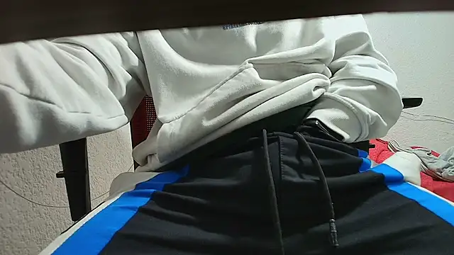 Daisuke 01 online show from November 28, 2025, 9:28 pm