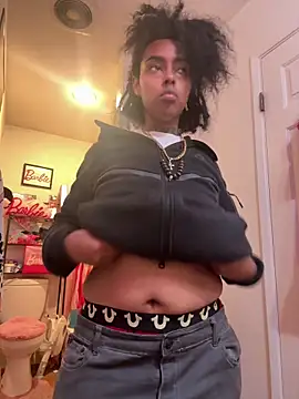 Snapshot of seductivefreak7 chatting on December 23, 2025, 1:58 am seductivefreak7 online show from December 23, 2025, 1:58 am