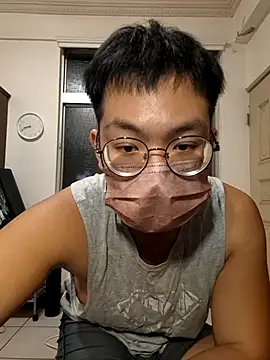 Snapshot of MIKE0706HAPPY chatting on November 24, 2025, 2:17 pm MIKE0706HAPPY online show from November 24, 2025, 2:17 pm