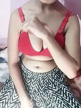 sexylyva online show from November 26, 2025, 1:45 pm