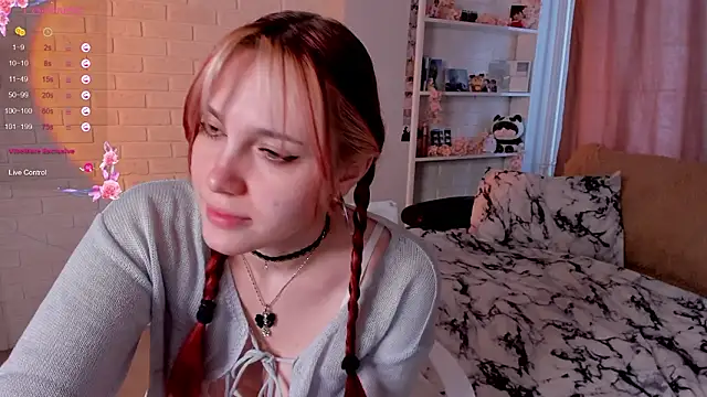 Snapshot of SweetieMarry chatting on February 9, 2026, 4:49 am SweetieMarry online show from February 9, 2026, 4:49 am