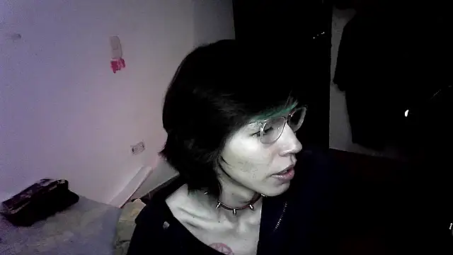 Snapshot of ghooozt69_ chatting on December 18, 2025, 2:50 am ghooozt69 online show from December 18, 2025, 2:50 am