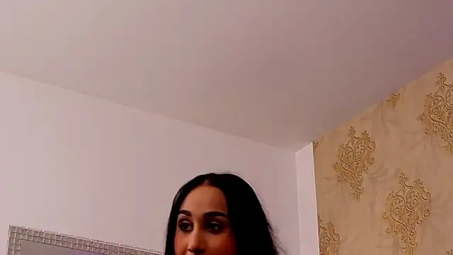 AmarunJade online show from December 4, 2025, 4:55 am