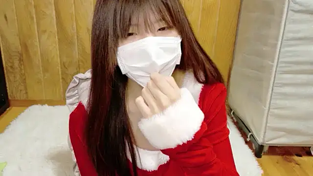 Snapshot of _NATSUMI chatting on December 5, 2025, 1:09 pm NATSUMI online show from December 5, 2025, 1:09 pm