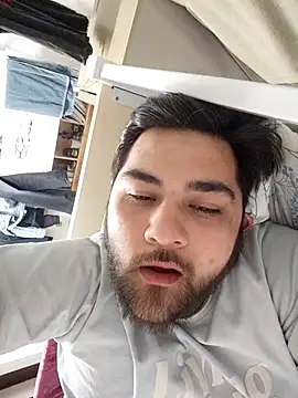 Snapshot of Koma001 chatting on February 23, 2026, 5:10 pm Koma001 online show from February 23, 2026, 5:10 pm