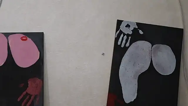 Snapshot of Dolls_69 chatting on December 3, 2025, 6:39 pm Dolls 69 online show from December 3, 2025, 6:39 pm