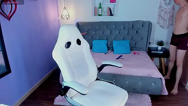 Snapshot of Juaan_Diick chatting on February 26, 2026, 5:23 pm Juaan Diick online show from February 26, 2026, 5:23 pm